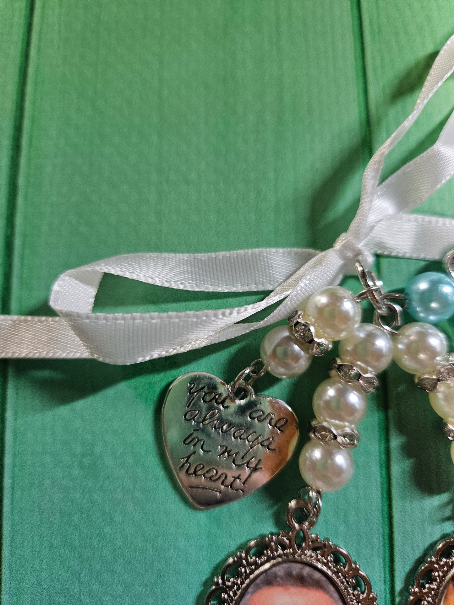 1 Photo Memory Bouquet Charm
